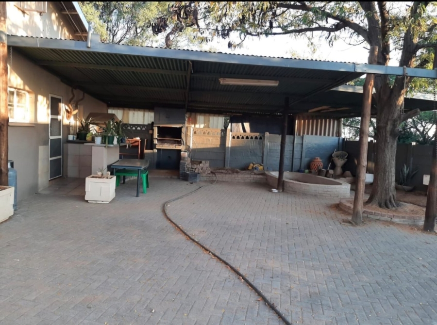4 Bedroom Property for Sale in Bloemdal Free State